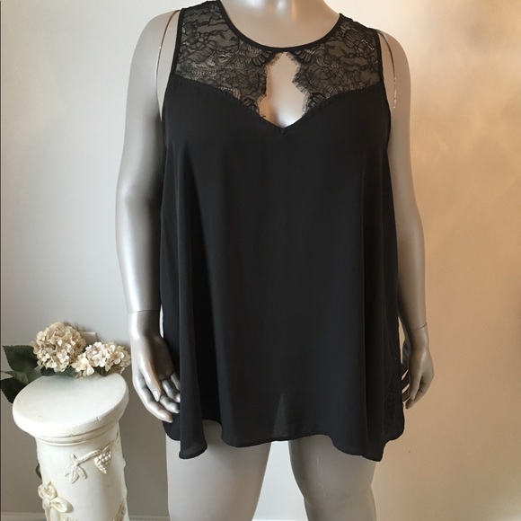 Torrid Tank Top - Picture 2 of 7